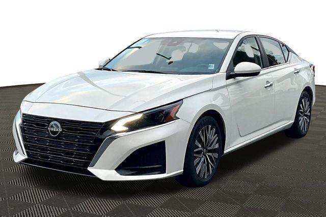 used 2023 Nissan Altima car, priced at $18,183