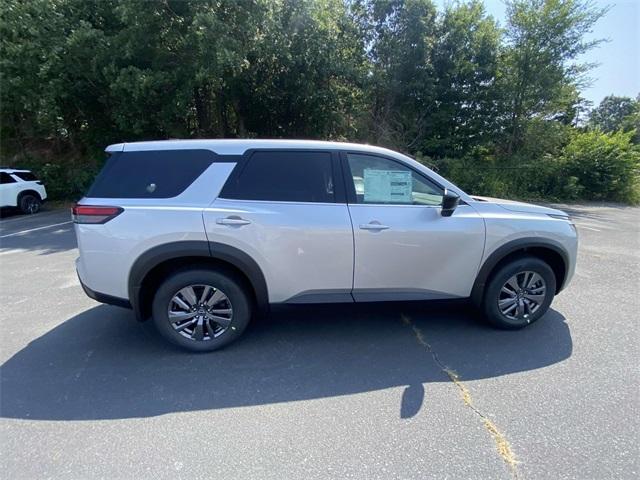 new 2025 Nissan Pathfinder car, priced at $35,243