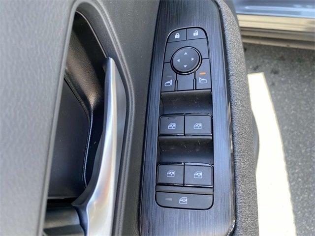 new 2025 Nissan Kicks car, priced at $25,864
