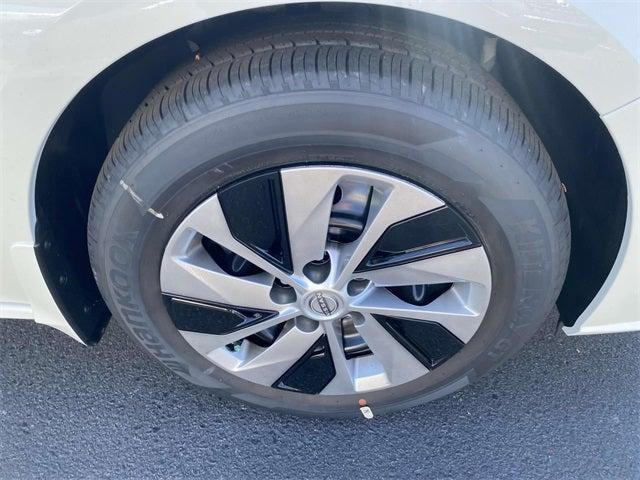 new 2025 Nissan Altima car, priced at $26,408