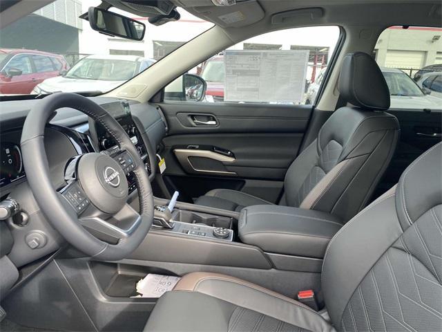new 2024 Nissan Pathfinder car, priced at $47,212