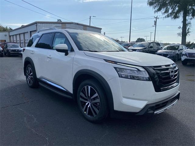 new 2024 Nissan Pathfinder car, priced at $47,212