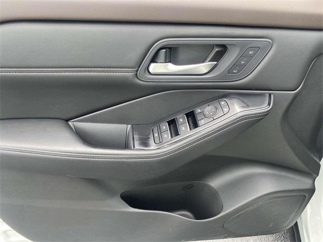 used 2023 Nissan Rogue car, priced at $25,093