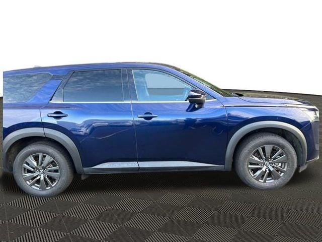 used 2022 Nissan Pathfinder car, priced at $22,137