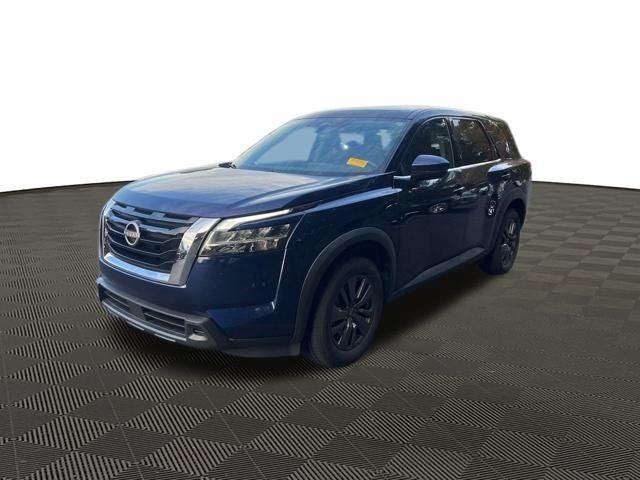 used 2022 Nissan Pathfinder car, priced at $22,137