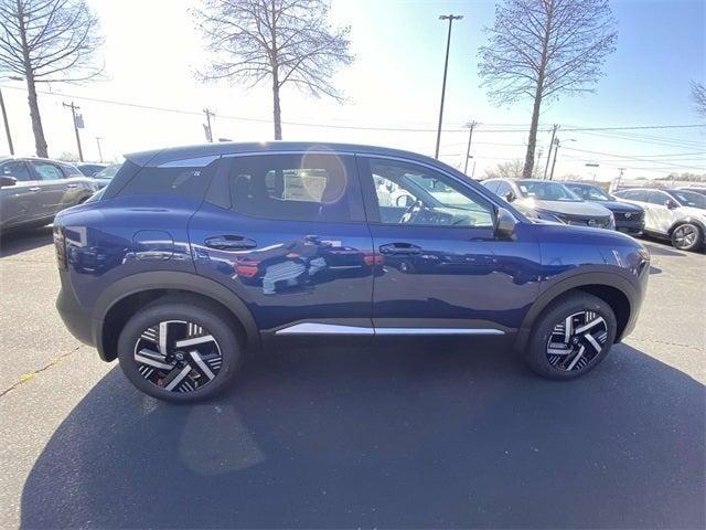 new 2025 Nissan Kicks car, priced at $26,737
