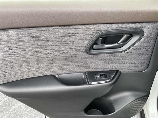 used 2023 Nissan Rogue car, priced at $21,600