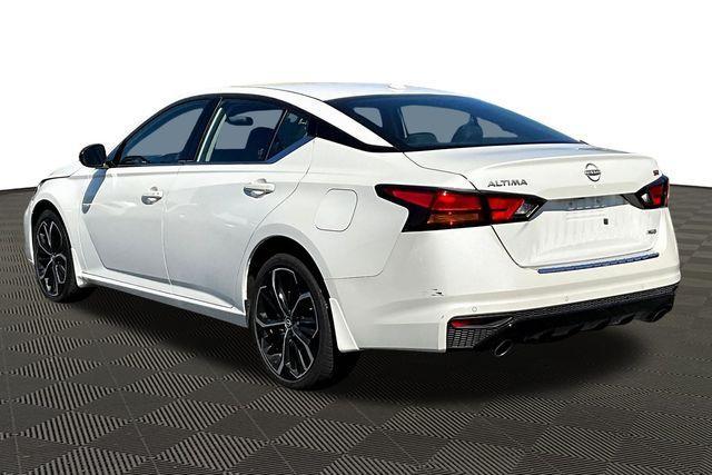 used 2023 Nissan Altima car, priced at $23,968
