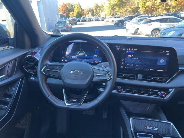 used 2025 Chevrolet Equinox car, priced at $30,771