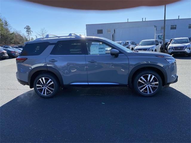 new 2025 Nissan Pathfinder car, priced at $48,230