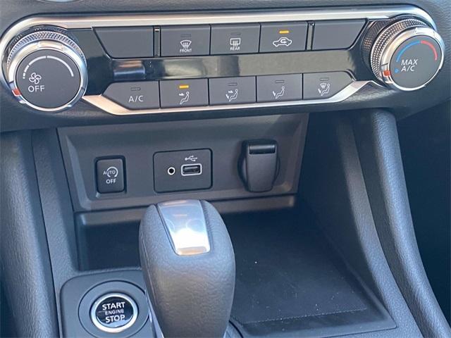 new 2025 Nissan Sentra car, priced at $22,096