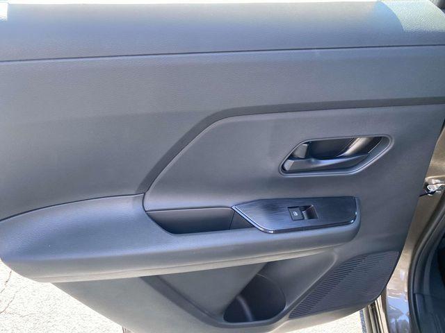 new 2025 Nissan Kicks car, priced at $24,068