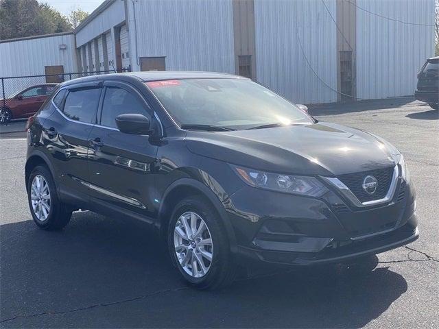 used 2022 Nissan Rogue Sport car, priced at $19,991