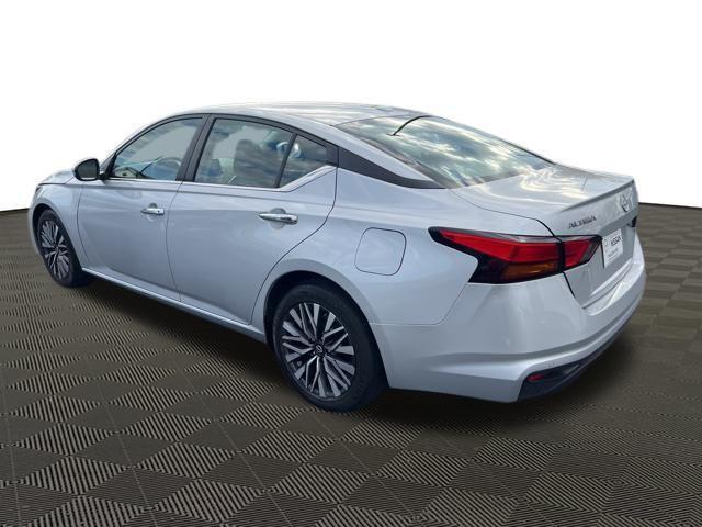 used 2023 Nissan Altima car, priced at $18,551