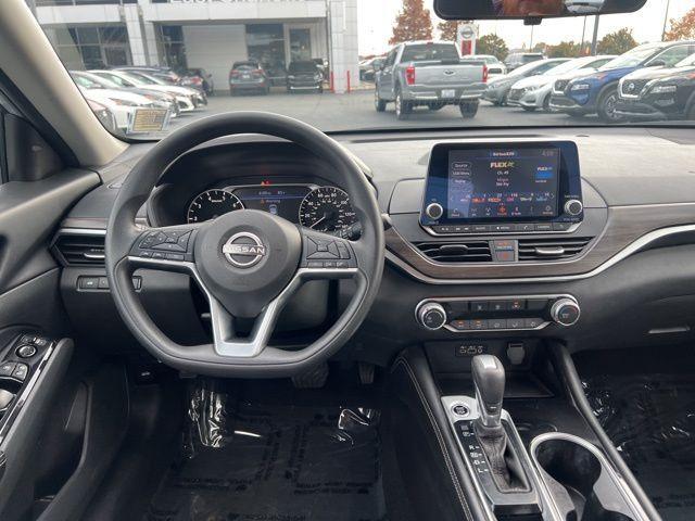 used 2023 Nissan Altima car, priced at $18,551