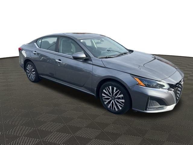 used 2023 Nissan Altima car, priced at $20,218