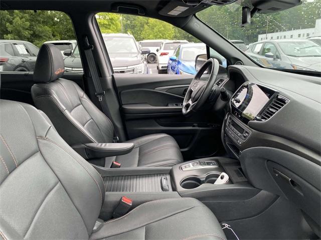 used 2022 Honda Passport car, priced at $30,000