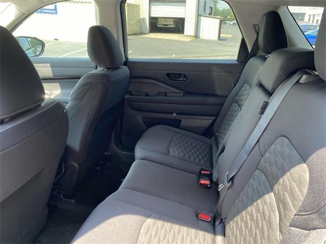 new 2025 Nissan Pathfinder car, priced at $35,243