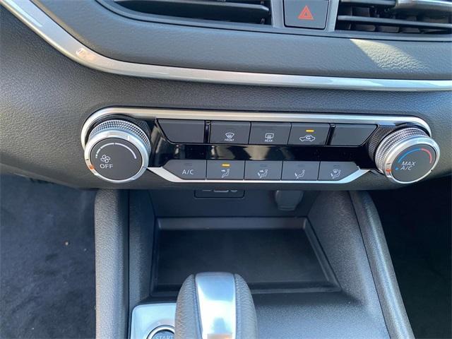 new 2025 Nissan Altima car, priced at $26,008