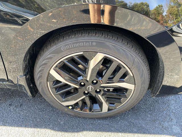 new 2025 Nissan Versa car, priced at $22,172