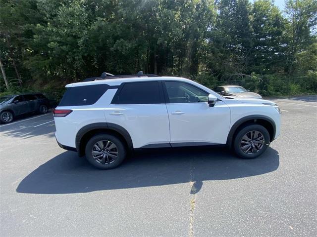 new 2025 Nissan Pathfinder car, priced at $39,092