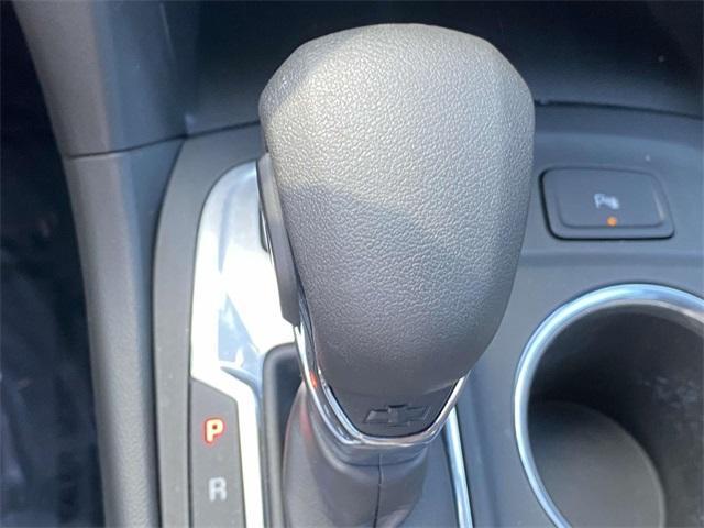 used 2022 Chevrolet Equinox car, priced at $21,442