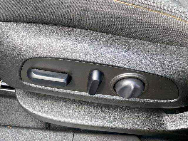 used 2022 Chevrolet Equinox car, priced at $21,442