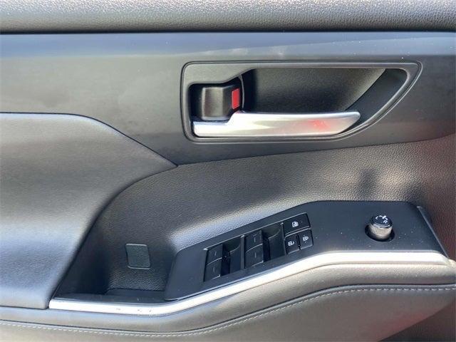 used 2023 Toyota Highlander car, priced at $37,000
