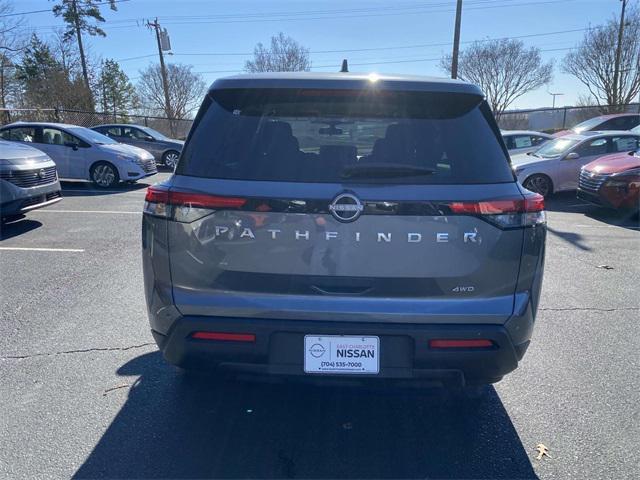 new 2025 Nissan Pathfinder car, priced at $36,499