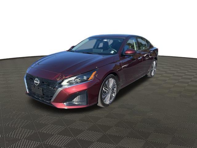 used 2023 Nissan Altima car, priced at $22,358