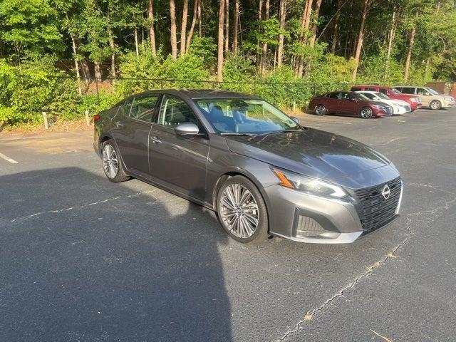 used 2023 Nissan Altima car, priced at $22,409