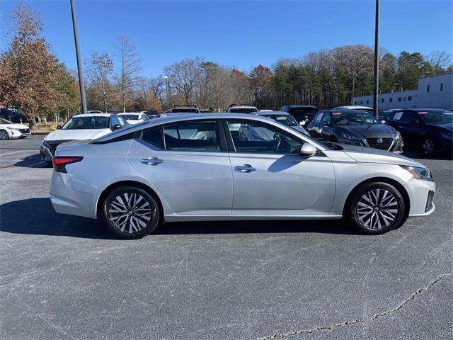 used 2023 Nissan Altima car, priced at $19,111