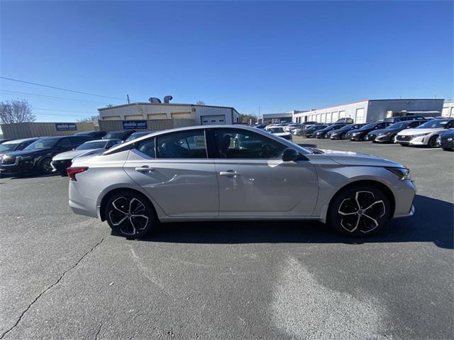 new 2025 Nissan Altima car, priced at $29,425