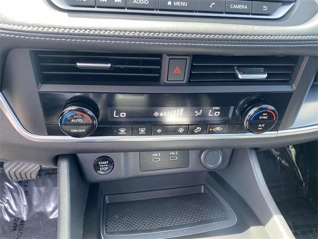 used 2024 Nissan Rogue car, priced at $25,769