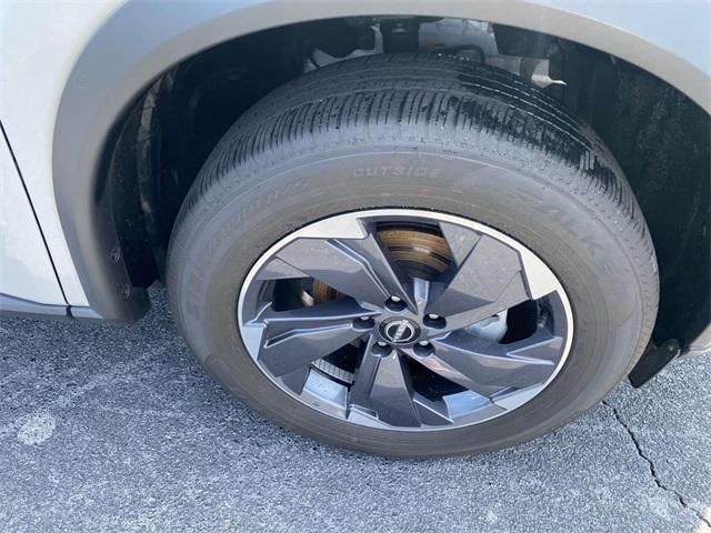 used 2024 Nissan Rogue car, priced at $25,769