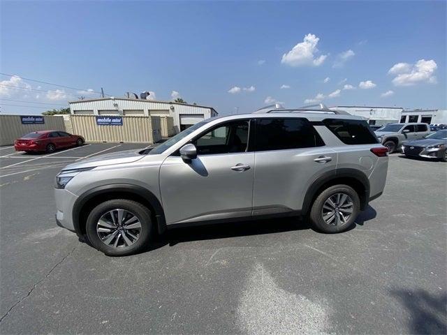 new 2025 Nissan Pathfinder car, priced at $41,321