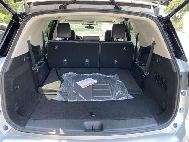new 2025 Nissan Pathfinder car, priced at $40,921