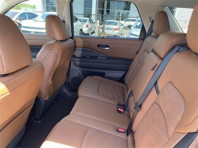 new 2025 Nissan Pathfinder car, priced at $49,900