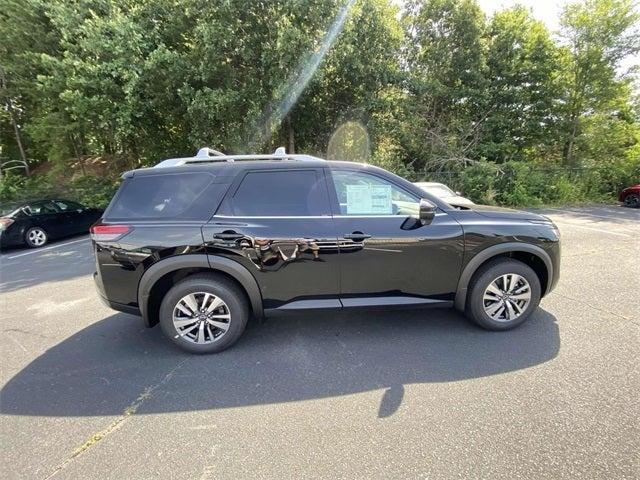 new 2025 Nissan Pathfinder car, priced at $41,321
