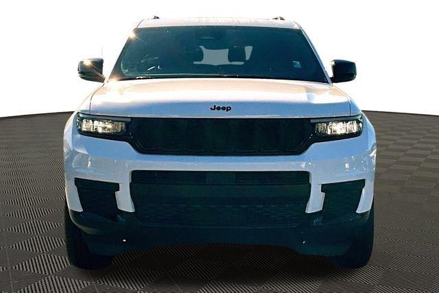 used 2024 Jeep Grand Cherokee L car, priced at $34,393