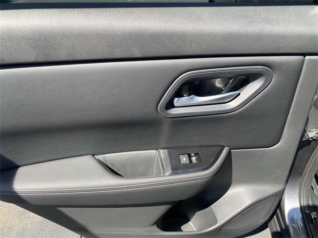 new 2025 Nissan Rogue car, priced at $29,992