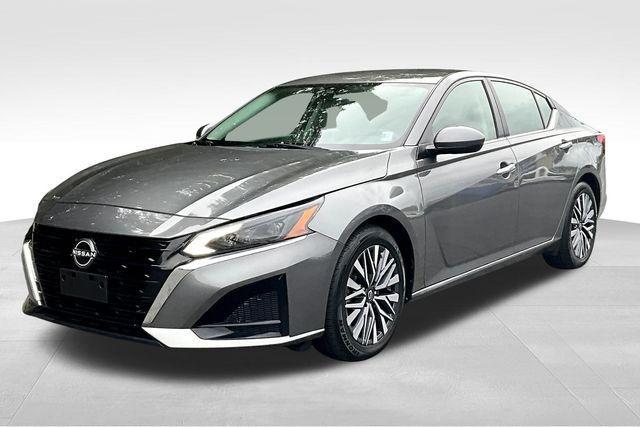 used 2023 Nissan Altima car, priced at $19,698