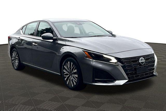 used 2023 Nissan Altima car, priced at $19,429