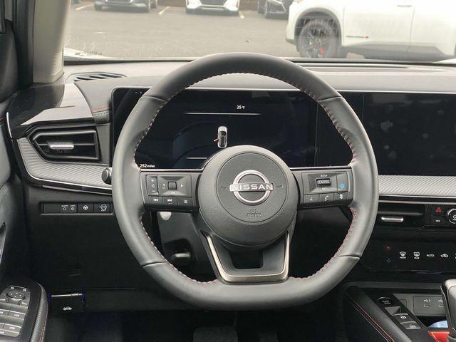 new 2025 Nissan Kicks car, priced at $27,310