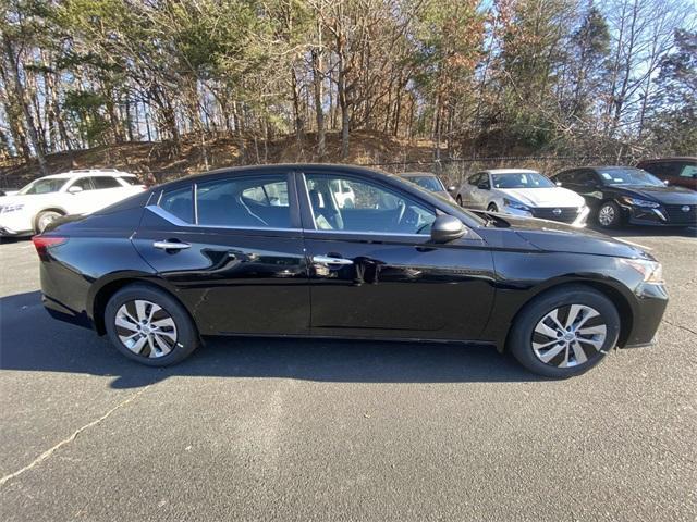 new 2025 Nissan Altima car, priced at $26,008