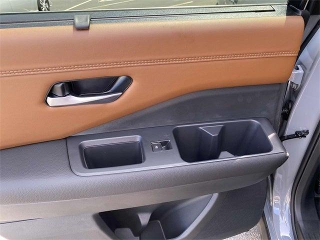 new 2025 Nissan Pathfinder car, priced at $50,387