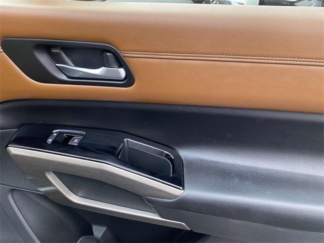 used 2023 Nissan Pathfinder car, priced at $36,563
