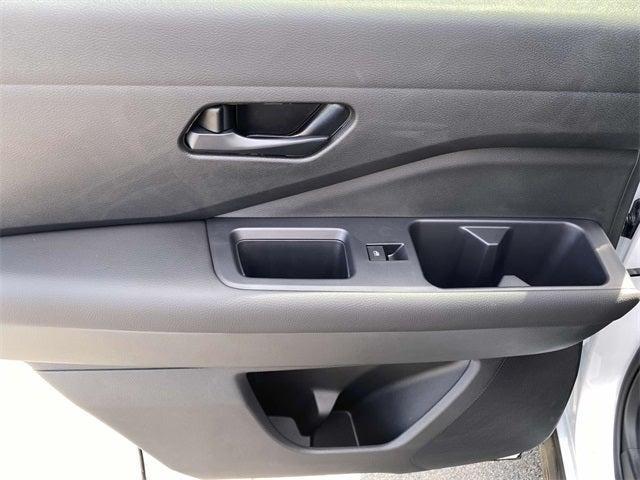 new 2025 Nissan Pathfinder car, priced at $39,089