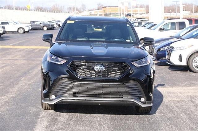 used 2024 Toyota Highlander car, priced at $47,955