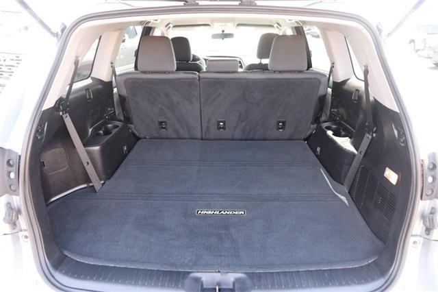 used 2015 Toyota Highlander car, priced at $18,555